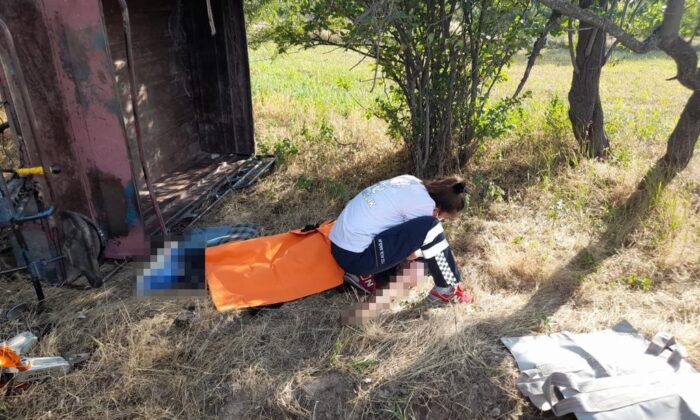 Patpat uçurumdan uçtu: Baba ve kızı hayatını kaybetti