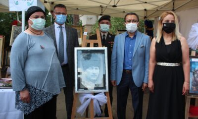 Pazarcı esnafının yaptığı Atatürk portresi ilgi odağı oldu