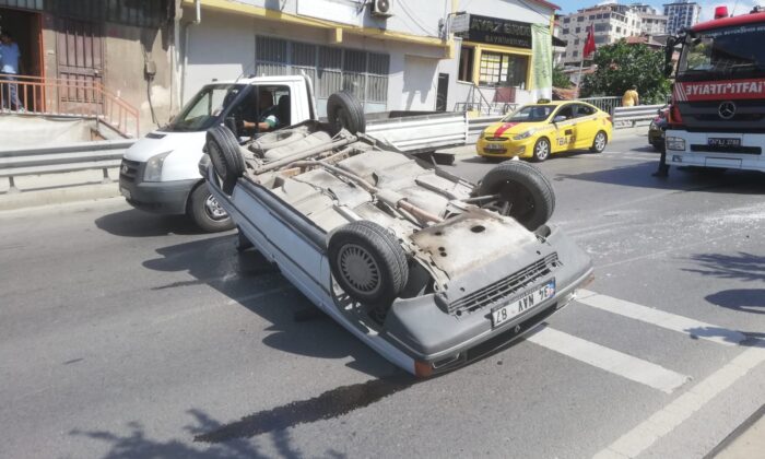 Pendik’te tamire gelen otomobil, otobüsün sıkıştırmasıyla takla attı: 1 yaralı