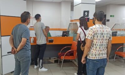 Polis önce kimliklerini aldırdı sonra sınava yetiştirdi