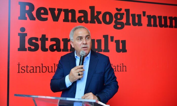 Prof. Dr. Mustafa Koç’un “Revnakoğlu’nun İstanbul’u-İstanbul’un İç Tarihi: Fatih” kitabı tanıtıldı