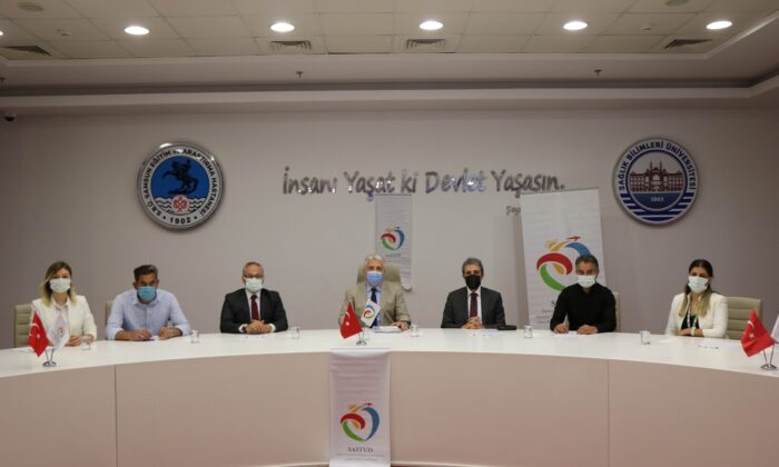 Prof. Dr. Özkan: “Sağlık turizmi Kovid-19’dan çok ciddi etkilendi”