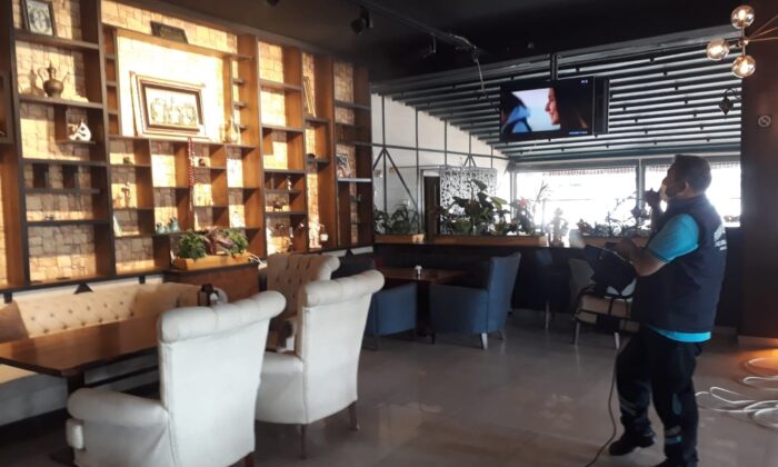 Pursaklar Belediyesi’nden işletmelere etkin dezenfekte çalışması