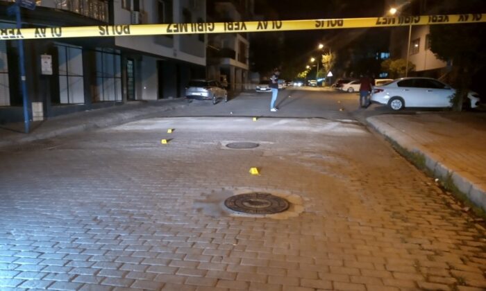 Rastgele ateş açtı, mahalleyi ayağa kaldırdı