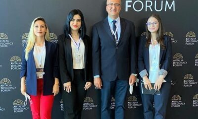 Rektör Karasar ve öğrenciler, Antalya Diplomasi Forumu’na katıldı