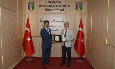 Rektör Sarıbıyık: “İlim Yayma Ödülleri motivasyon kaynağı oluyor”