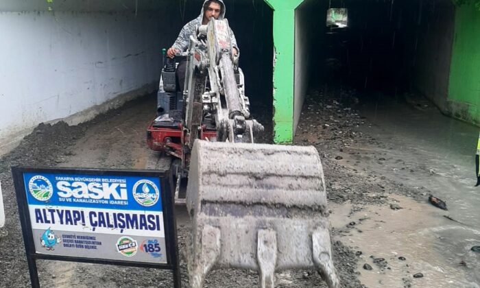 Sağanağın etkilediği Sapanca’da SASKİ’den yoğun mesai