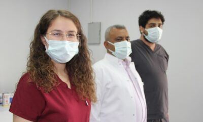 Sağlıkçı çiftin fedakarlığına Bakan Koca’dan teşekkür