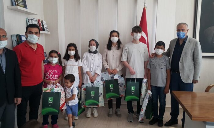 ’Sağlıklı Nesil Sağlıklı Gelecek’ yarışması birincileri ödüllerini aldı