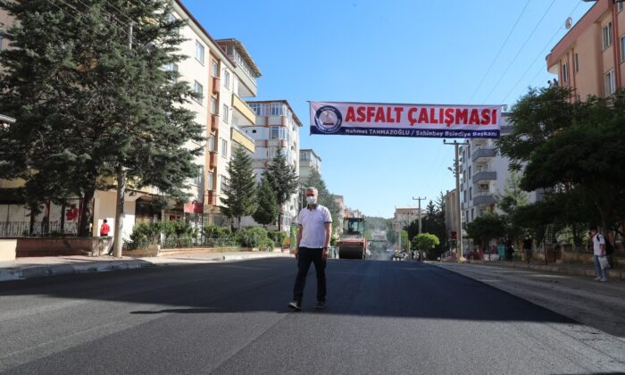Şahinbey Belediyesi’nin asfalt çalışmaları aralıksız sürüyor