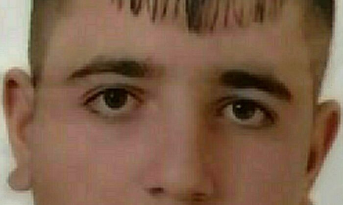 Samsun’da 22 yaşındaki genç evinin balkonunda ölü bulundu