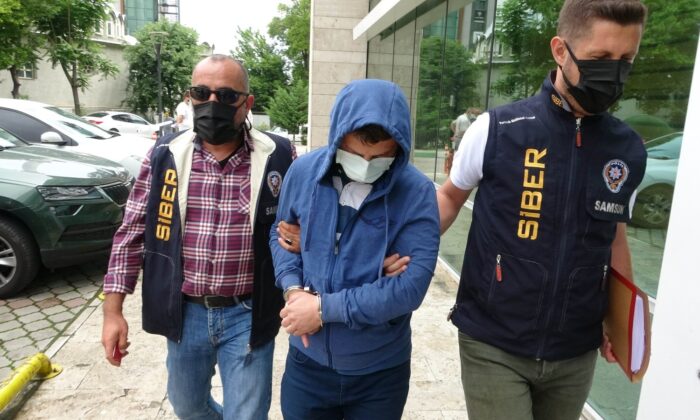 Samsun’da 37 bin yasak veriyi izinsiz indiren öğretmen gözaltına alındı