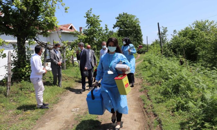 Samsun’da aşı seferberliği: 400’ün üzerinde noktada aşı yapılıyor