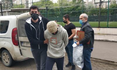 Samsun’da bir kişinin üzerindeki montu gasp ettiği iddia edilen yabancı uyruklu genç yakalandı