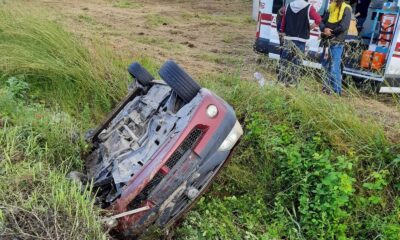 Samsun’da otomobil su kanalına devrildi: 4 yaralı