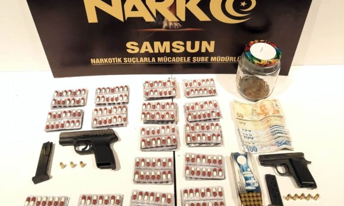 Samsun’da uyuşturucu ve silahla yakalanan 2 kişi gözaltına alındı