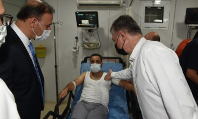 Şanlıurfa Valisi Erin yaralı polisleri ziyaret etti