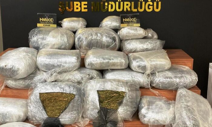 Şanlıurfa’da 125 kilogram esrar maddesi ele geçirildi