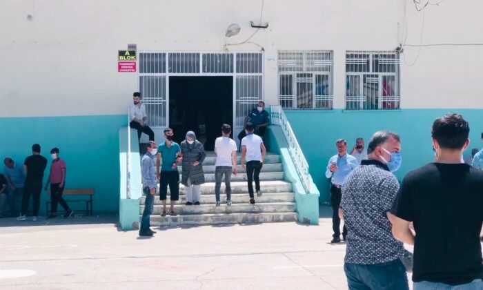 Şanlıurfa’da 38 mahalle muhtarını seçti