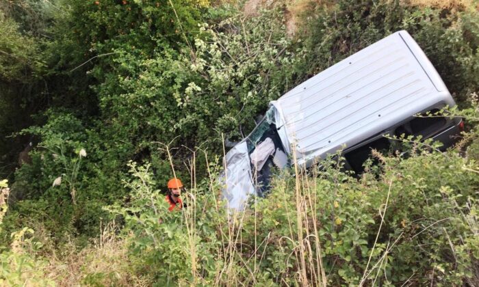 Şanlıurfa’da kamyonet ile otomobil çarpıştı: 4 yaralı
