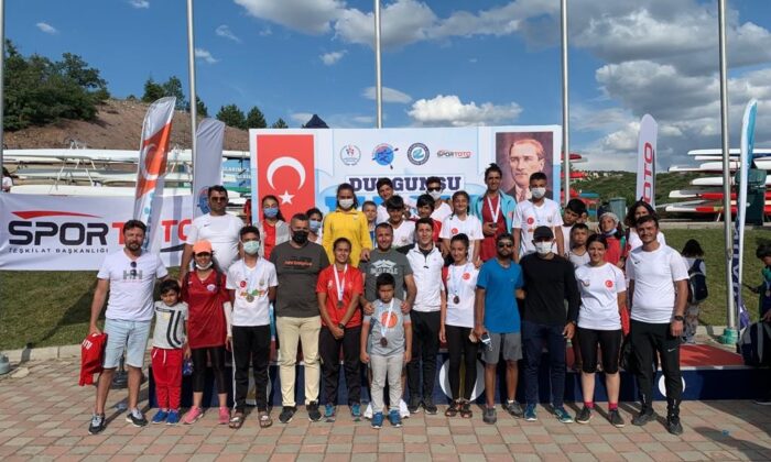 Şanlıurfalı gençler kano yarışlarına damga vurdu