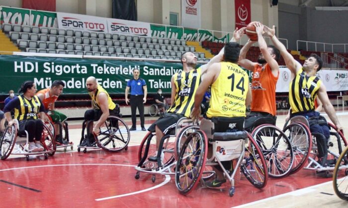 Şanlıurfa’nın iki takımı ligde kalmayı başardı