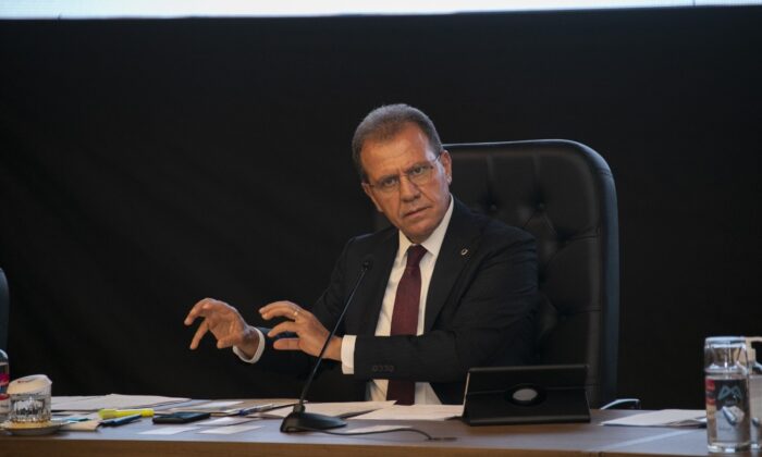 Seçer’den balık çiftliklerine tepki