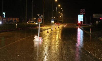 Sel nedeniyle kapanan Amasya-Erzincan karayolu 10 saat sonra trafiğe açıldı