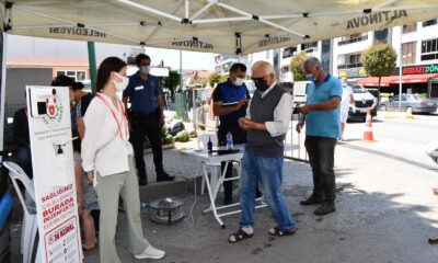 Semt pazarının altın elleri