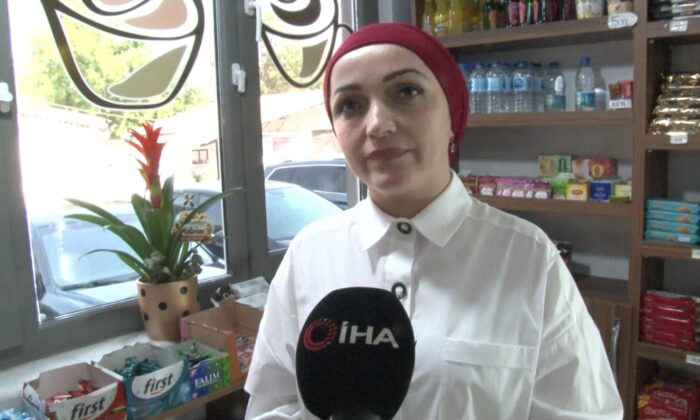 Senede bir soydukları kafede güvenlik kamerasına yakalandılar