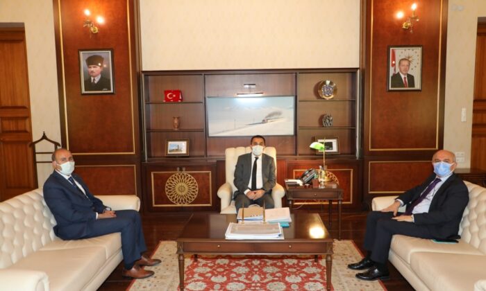 Şensoy’dan Vali Öksüz’e ziyaret