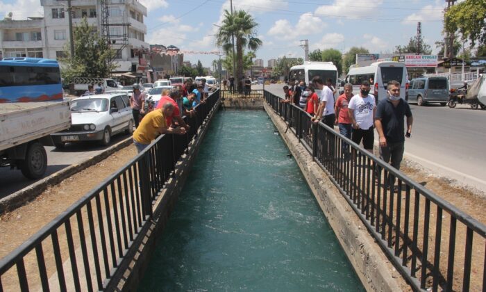 Serinlemek için girdiği sulama kanalında kayboldu