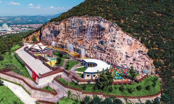 Seyir Tepesi Şehir Ormanı kapılarını yeniden halka açtı