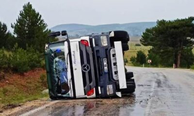 Şiddetli yağış kaza yaptırdı