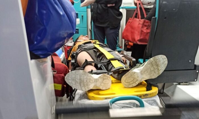 Siirt’te eşeğe bağlı iple sürüklenen çocuk yaralandı