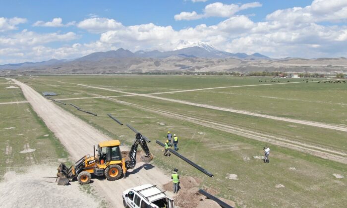 Sindelhöyük Mahallesindeki içme su hattı yenilendi