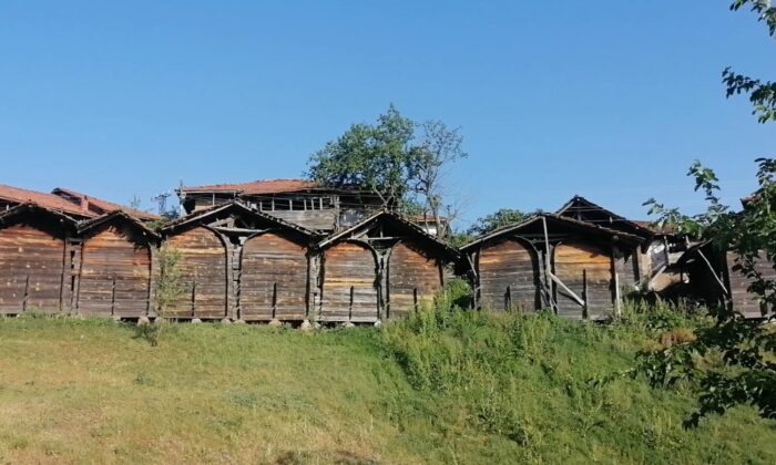 Sındırgı’da kültürel miras: 350 yıllık tahıl ambarları