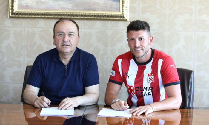 Sivasspor Sefa Yılmaz transferini açıkladı