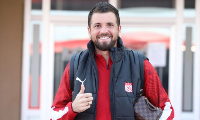 Sivasspor’da Claudemir takımda kalacak!