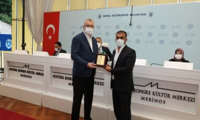 Sokak hayvanlarına özel ciğer kebaba ödül