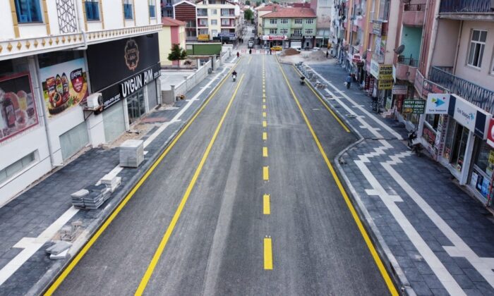 Sorgun Belediyesi yol yapım çalışmalarına devam ediyor