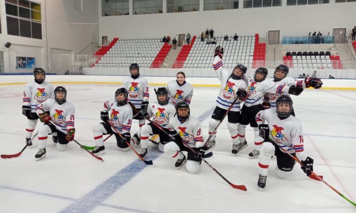 Spor A.Ş buz hokeyinde son hafta farklı kazandı