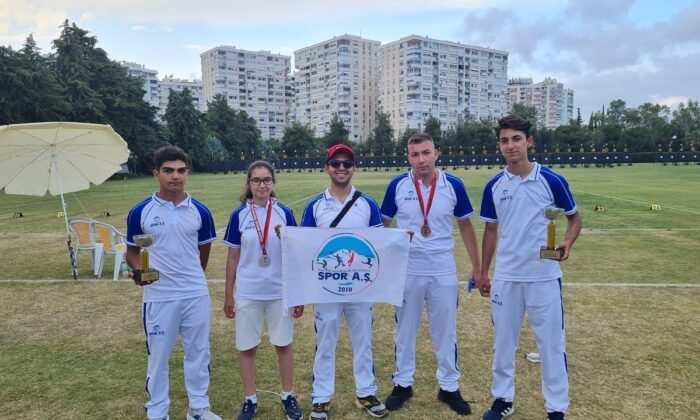 Spor A.Ş kupa ve madalyalar ile döndü