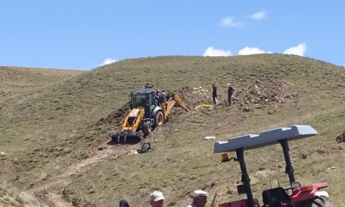 Su hattı çekerken üzerine toprak göçen şahıs yaralandı