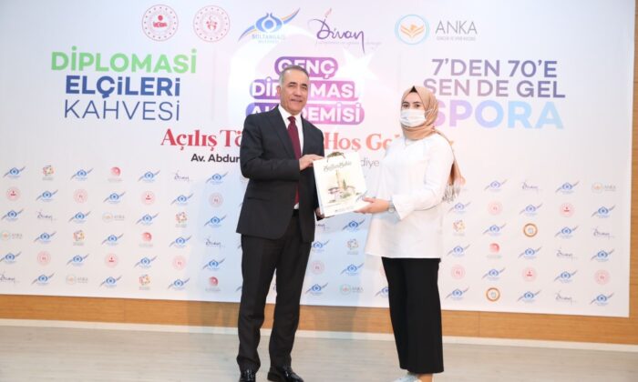 Sultangazi’de birbirinden anlamlı üç projeyle hayata dokunuluyor