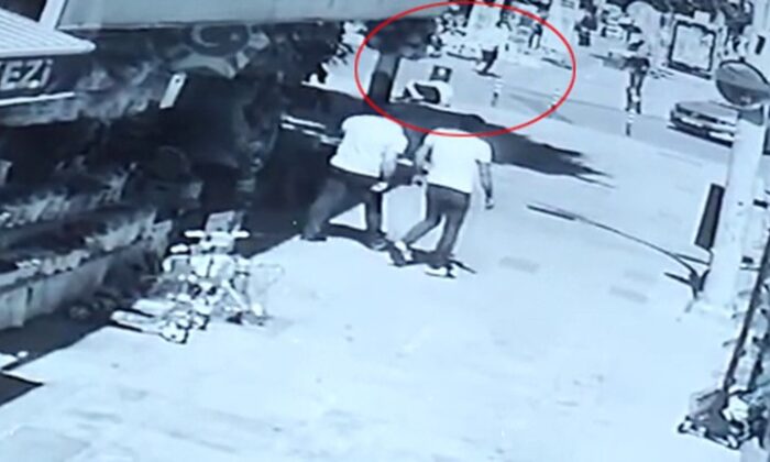 Sultangazi’de silahlı kavgada bir kişi yaralandı