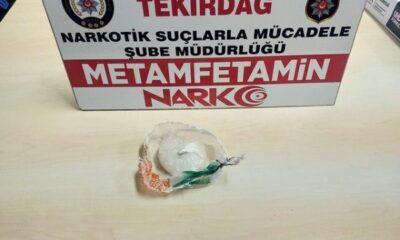 Şüpheli araçtan uyuşturucu çıktı