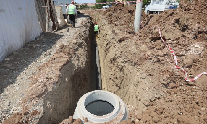 Sur Karpuzlu Mahallesinde altyapı çalışmaları hız kazandı