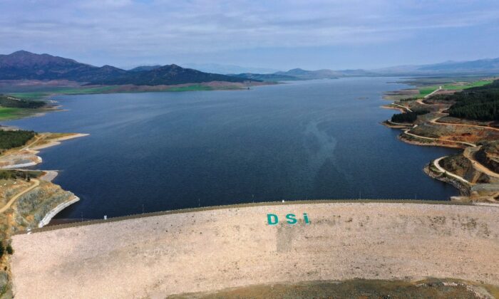 Tahtaköprü Barajı Amik Ovası’na bereket dağıtıyor