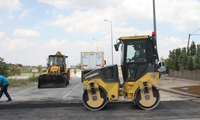 Talas’ta asfalt çalışmaları devam ediyor